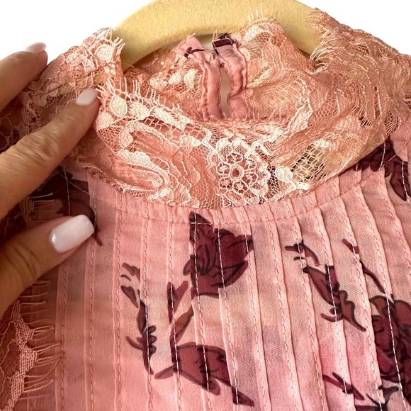 NWT Cleobella Claire Chiffon Floral Blouse Flutter Sleeves SZ Small - Picture 9 of 12